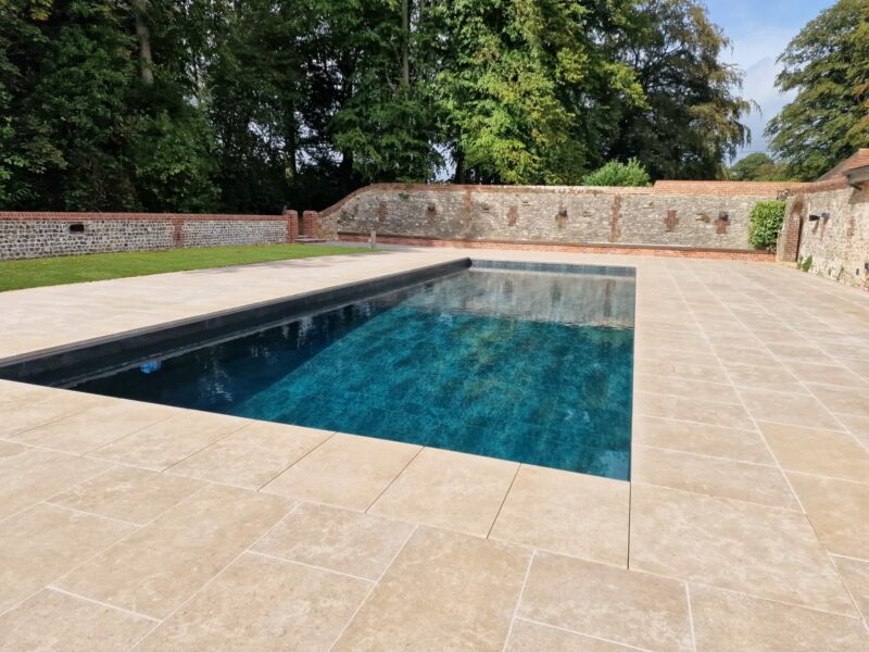 Dijon Tumbled External Limestone 900x600x25mm & 600xRandom Lengths £34 m2 + vat and delivery