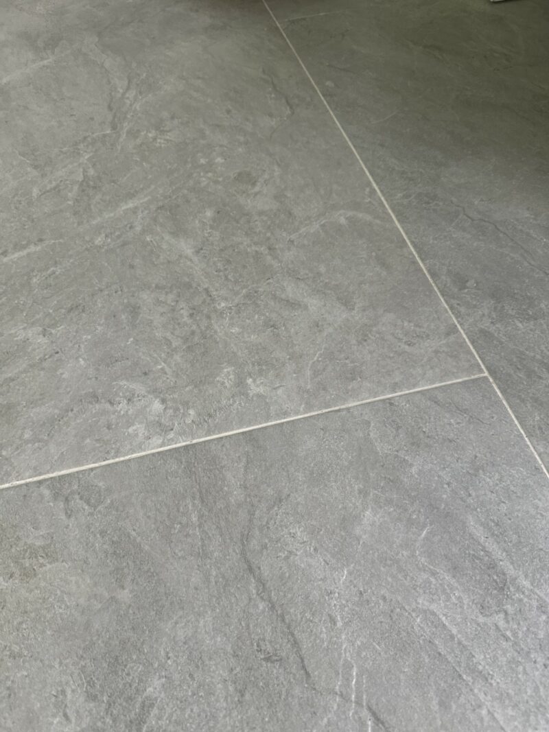 Dolomite Porcelain 1200x600x10mm Moon End of line 13m2 at joblot £200 +vat + delivery